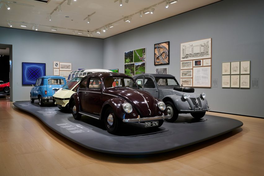 Motion: Art, Architecture exhibition by Norman Foster