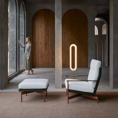 Onde club armchair with matching pouf by Luca Nichetto for Gandia Blasco