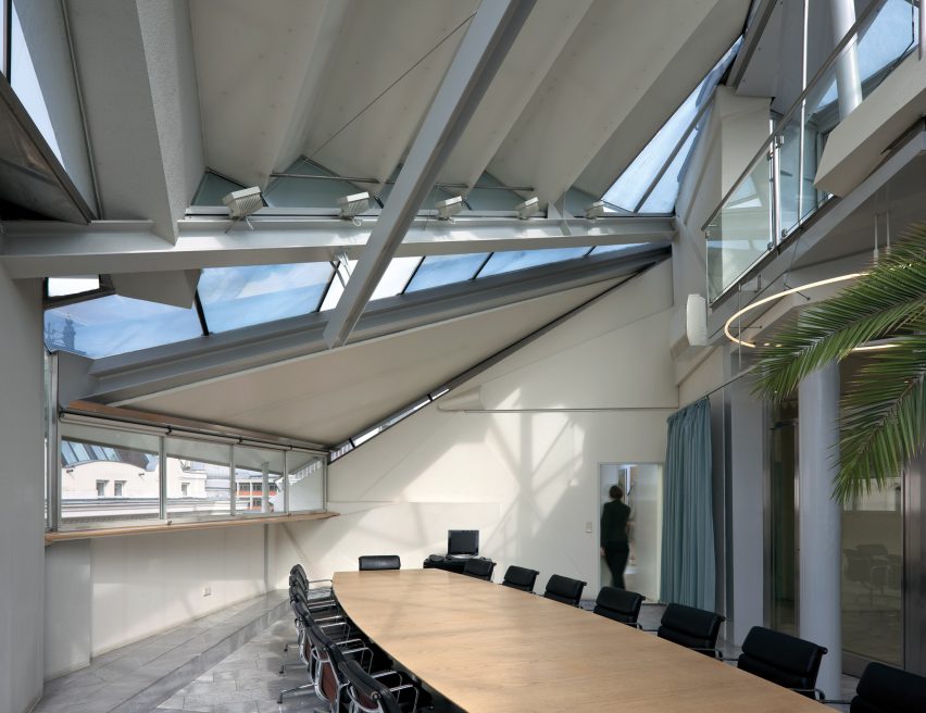 Coop Himmelb(l)au's rooftop extension on Falkestrasse