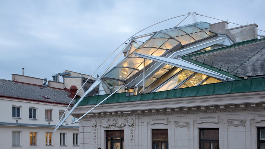 Rooftop remodeling Falkestrasse by Coop Himmelblau
