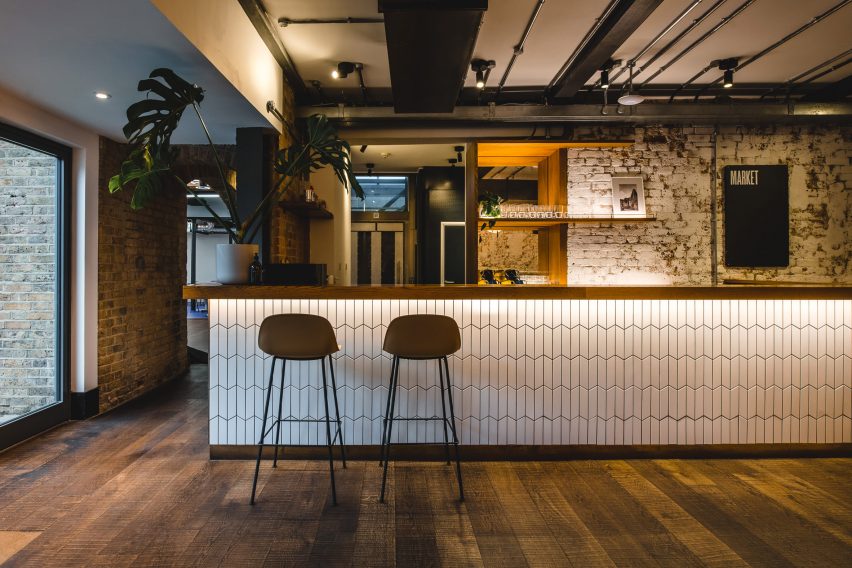 Patch Market tiled bar