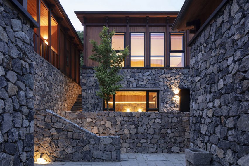In S&N Resort is a holiday resort in Beijing that was designed by Penda China
