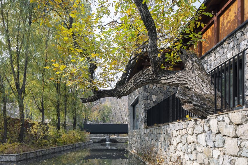 In S&N Resort is a holiday resort in Beijing that was designed by Penda China