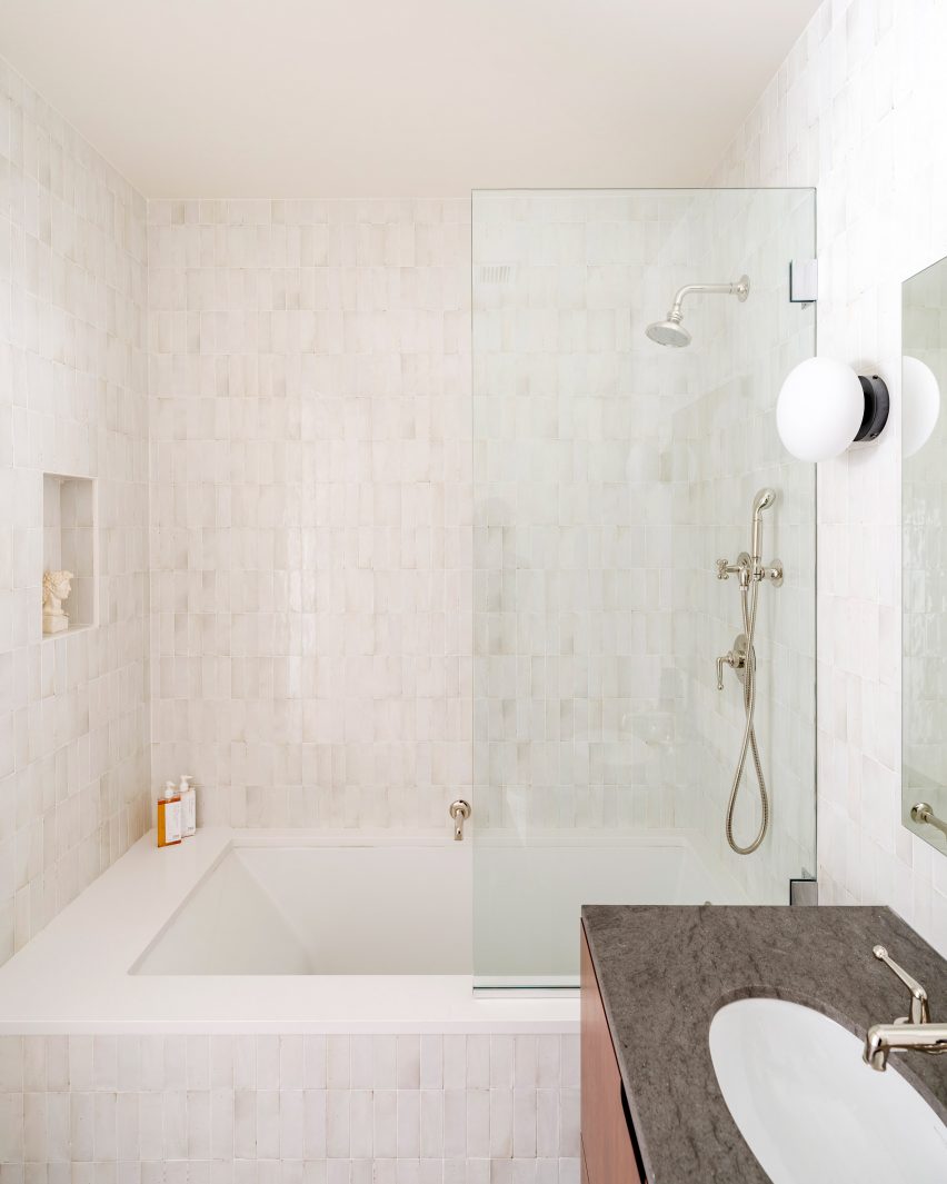 Amity Street Residence by Rawaan Muqaddas and Selma Akkari