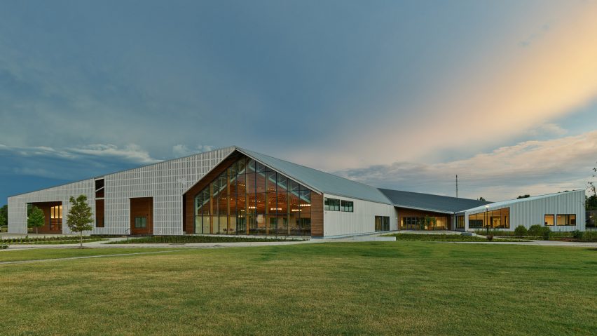 Farmland informs design of Thaden School building in Arkansas by Eskew Dumez Ripple