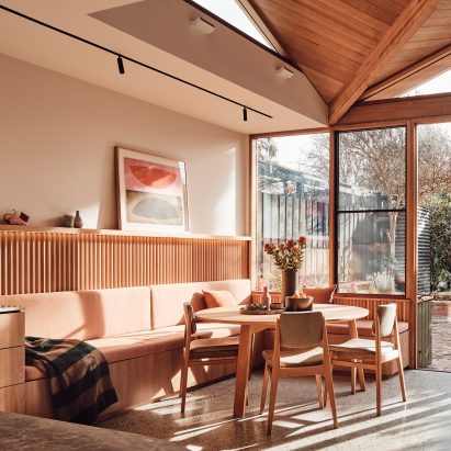 10 Fold House interior