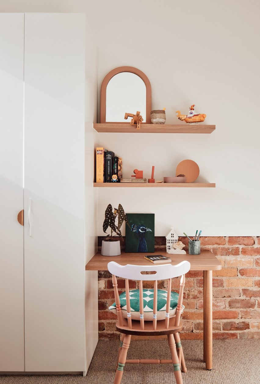 10 Fold House interior