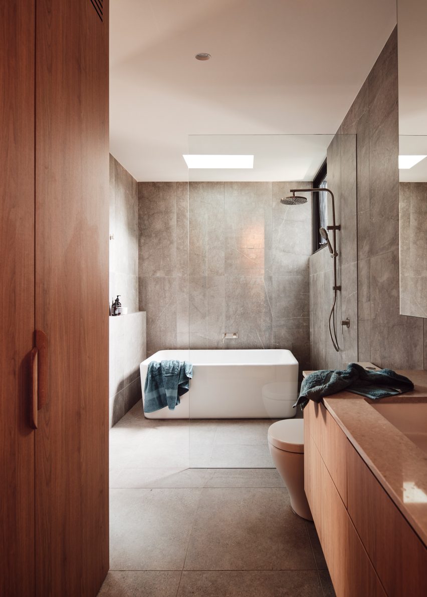 10 Fold House interior