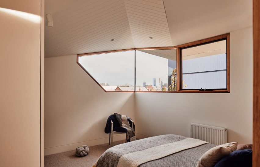 10 Fold House interior