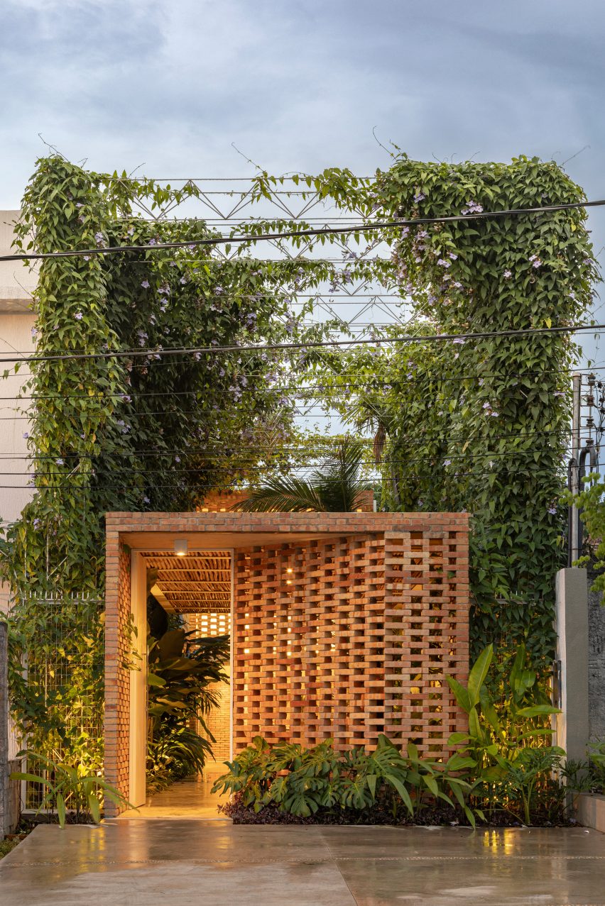 Tropical Shed