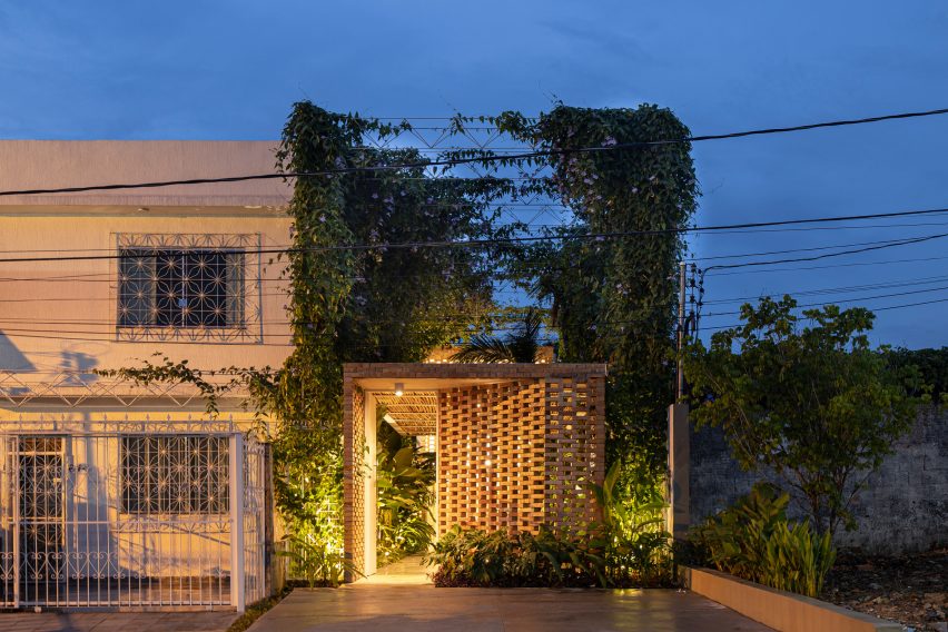 Tropical Shed