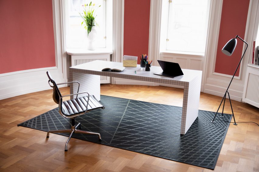 Made-to-measure rug from Bolon