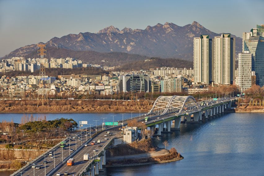 Image of YG HQ by UNStudio on the horizon