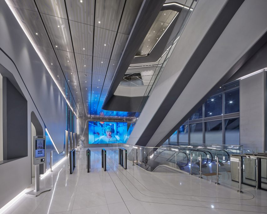 YG HQ by UNStudio was designed to look like a speaker