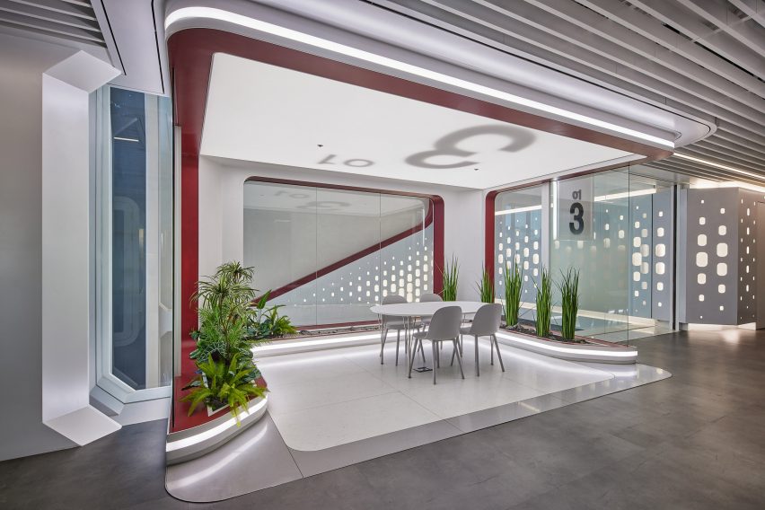 YG HQ by UNStudio was designed to look like a speaker
