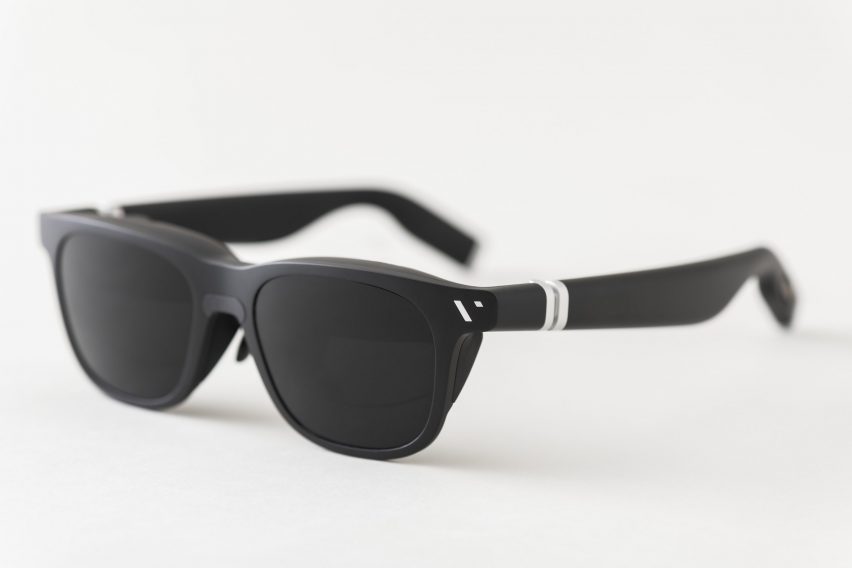 Viture One smart glasses with virtual screen