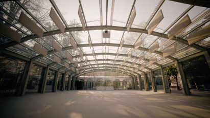 A photograph inside the glass structure of Villa Necchi Campiglio