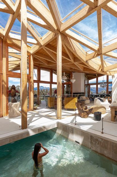 Z-shaped skylight