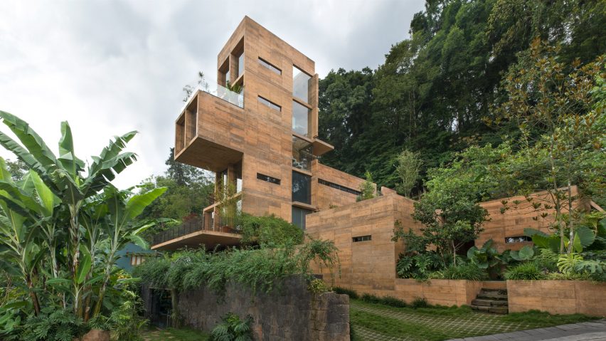 Zoncuantla Apartments by Rafael Pardo