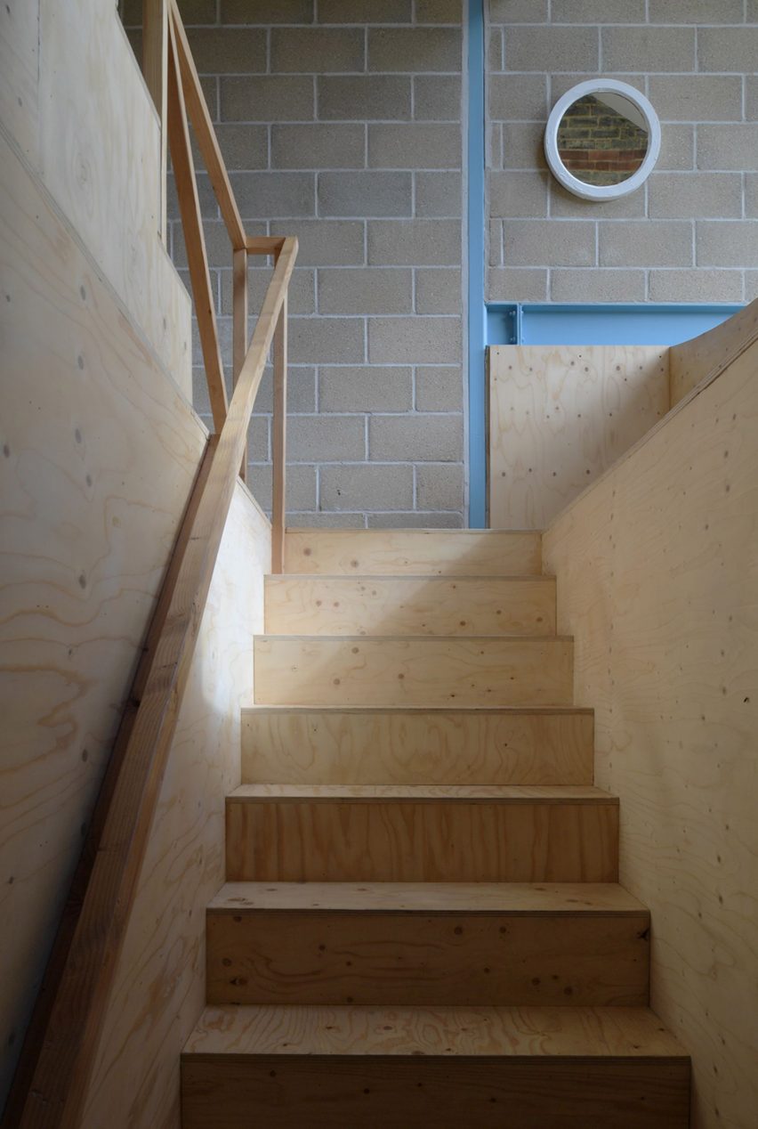 Forest House is a home in north London that was extended by AOC