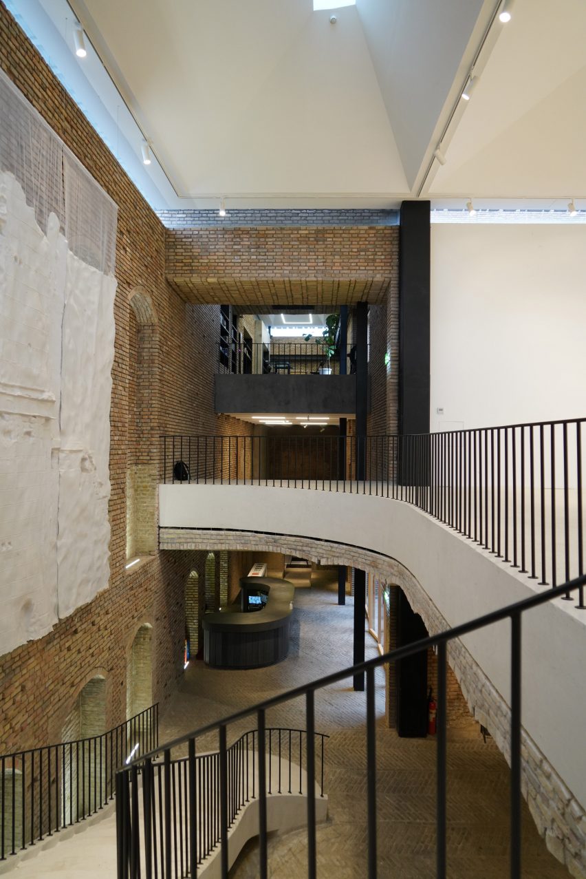Interior of the Argo Factory by ASA North