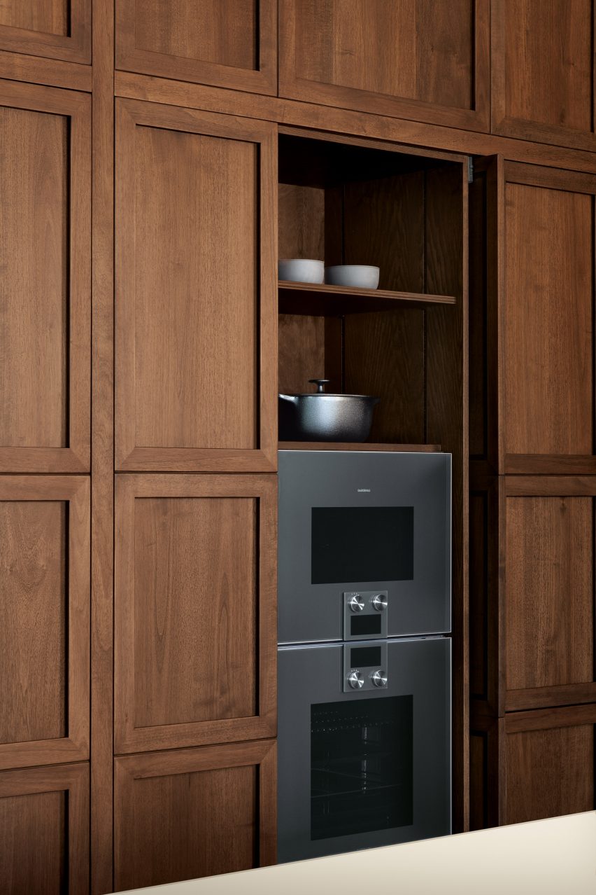 Atlante panelling system by L'ottocento