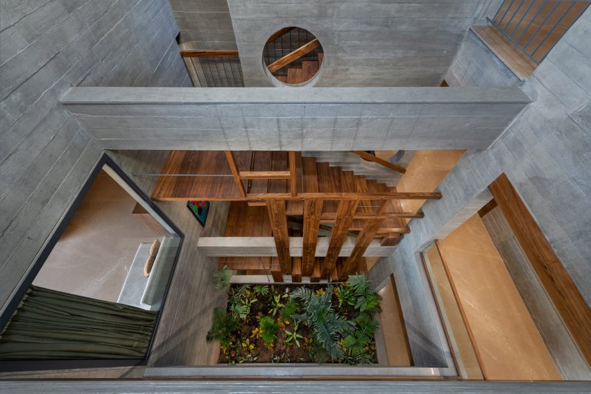 Beton Brut is a concrete home that was designed by The Grid Architects