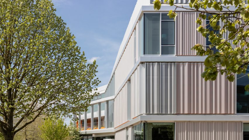West Hub is a education building that forms part of the University of Cambridge