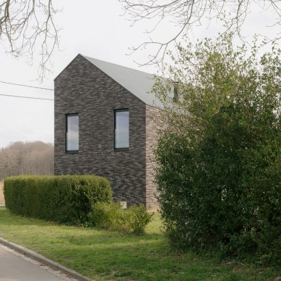 Exterior of house by DeDal Architectes