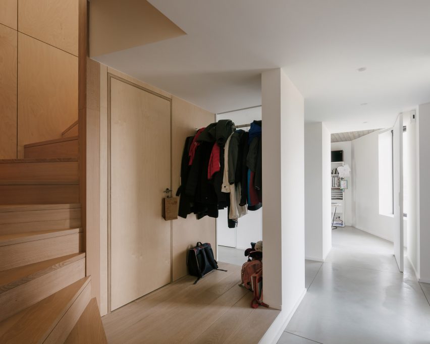 Interior of Belgian house by DéDal Architectes