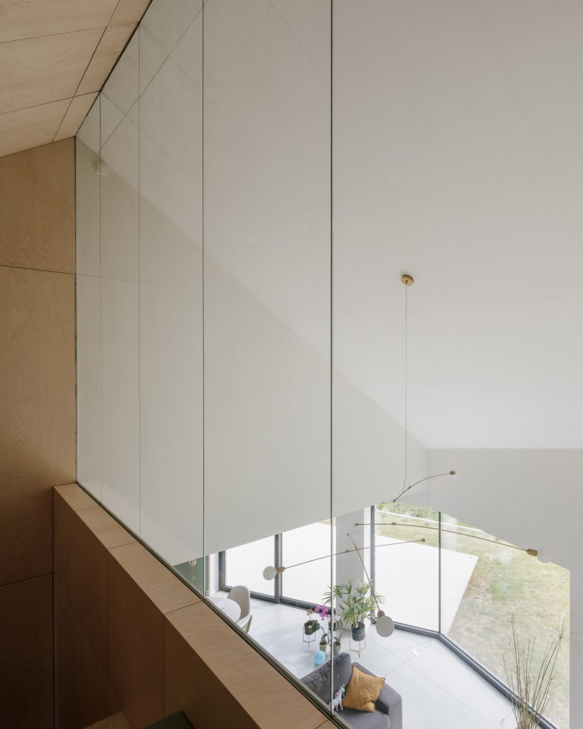 Interior of Belgian house by DéDal Architectes