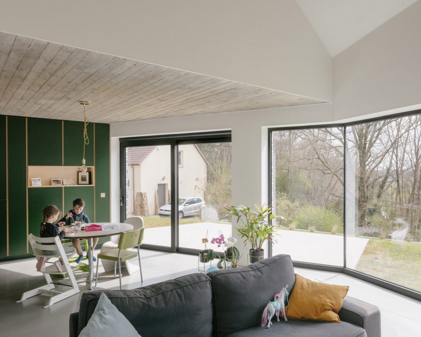 Interior of Belgian house by DéDal Architectes