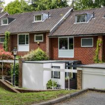 Little Brownings is a terraced home in Dulwich