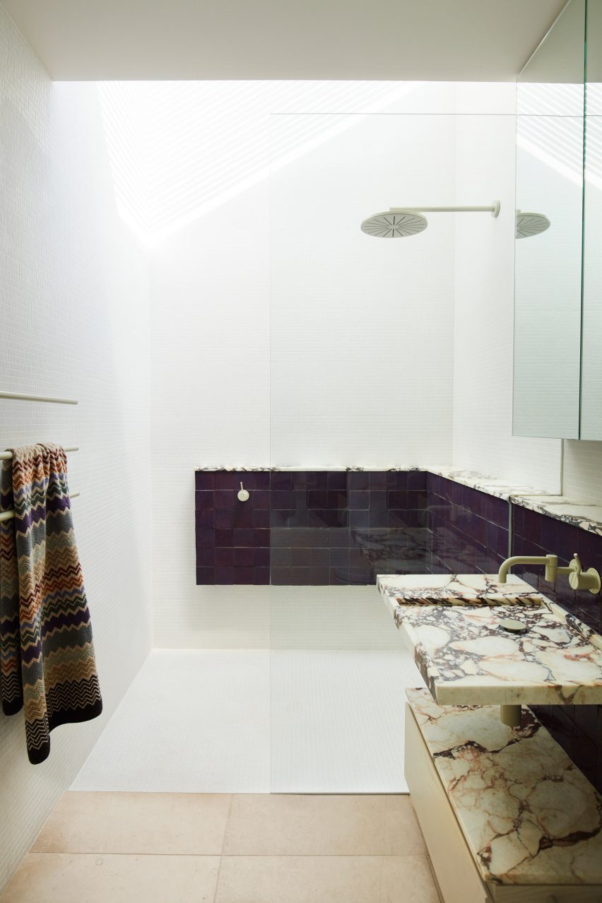 Bathroom interior of Dream Weaver penthouse designed by YSG