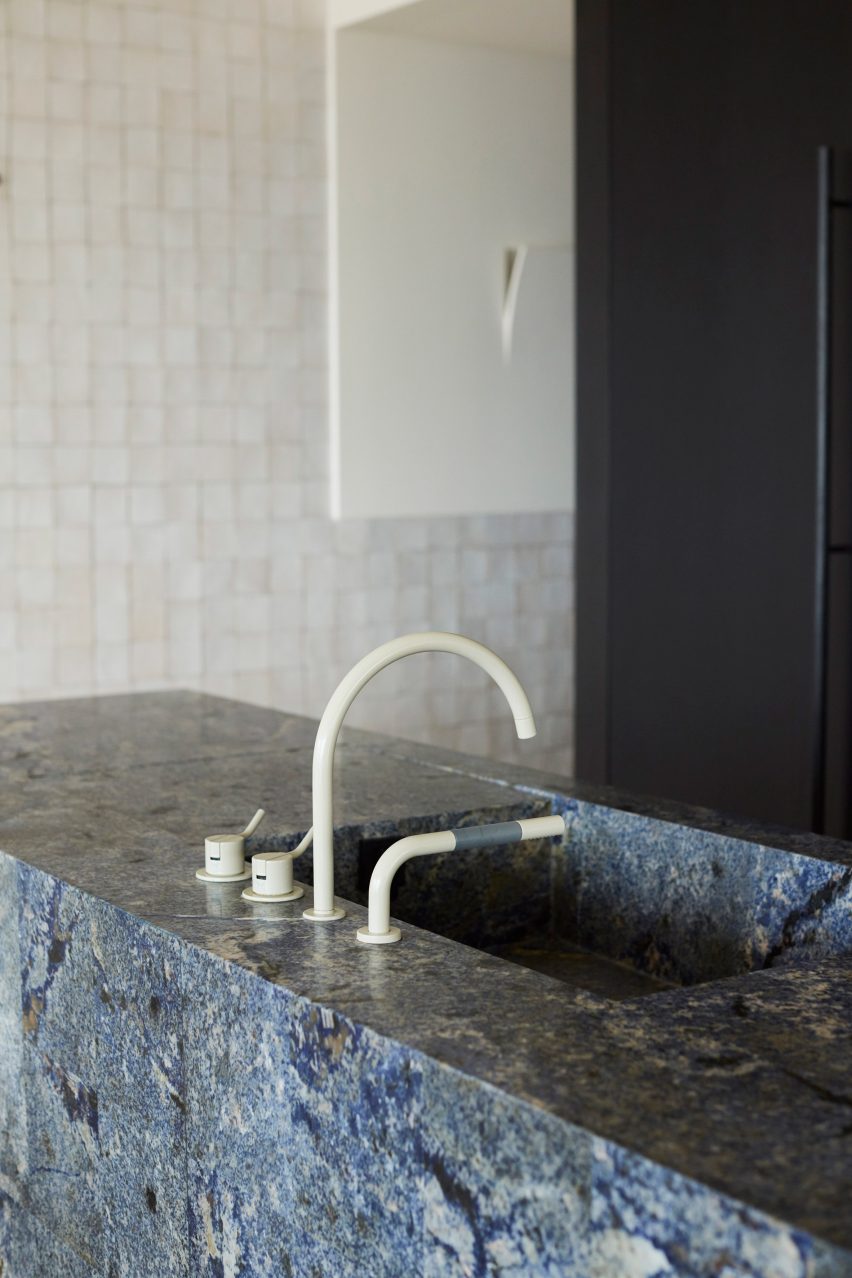 Kitchen interior of Dream Weaver penthouse designed by YSG