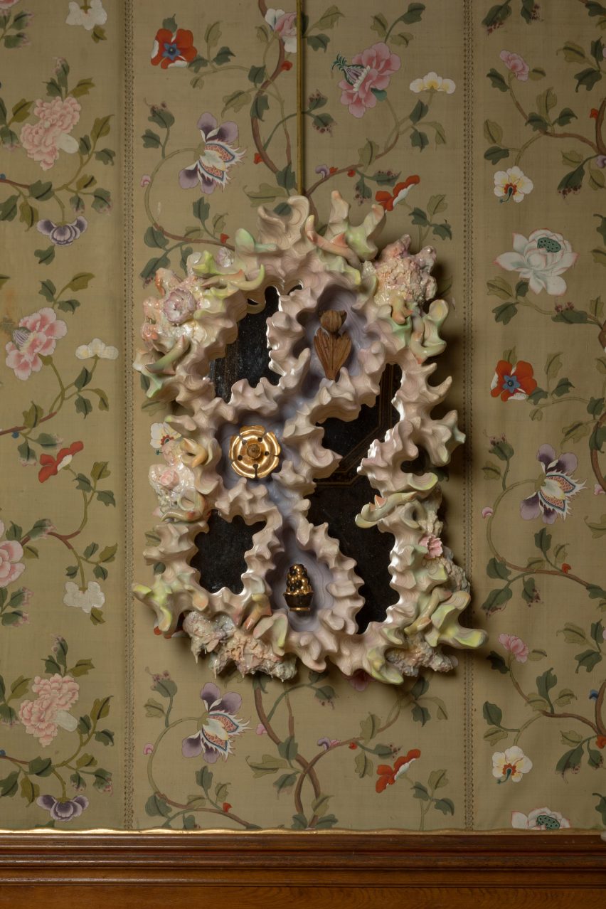 Lost in Between mirror by Tadeas Podracky in the East to West exhibition
