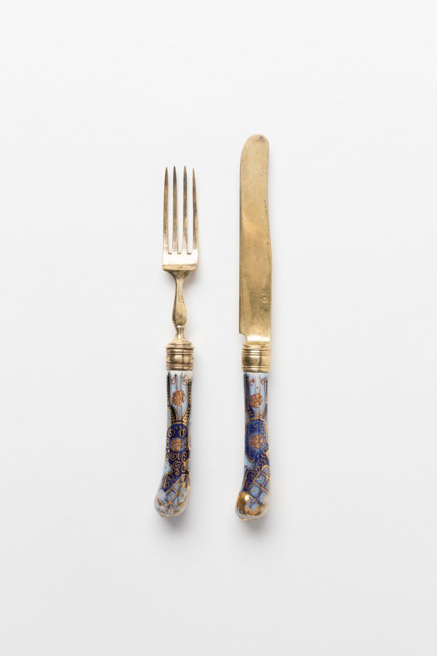 Inspiration for Couteau Chien modified knives by dach & zephir