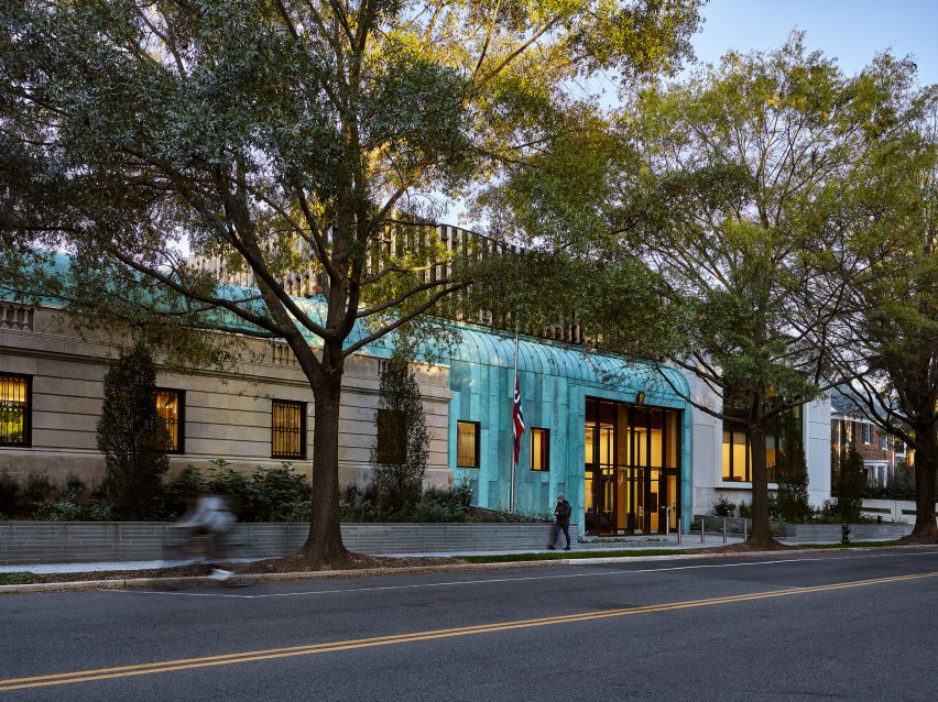 Norwegian embassy by Fentress