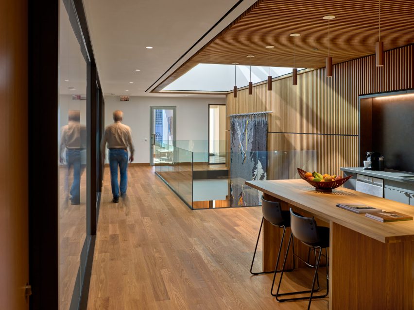 Norwegian embassy by Fentress