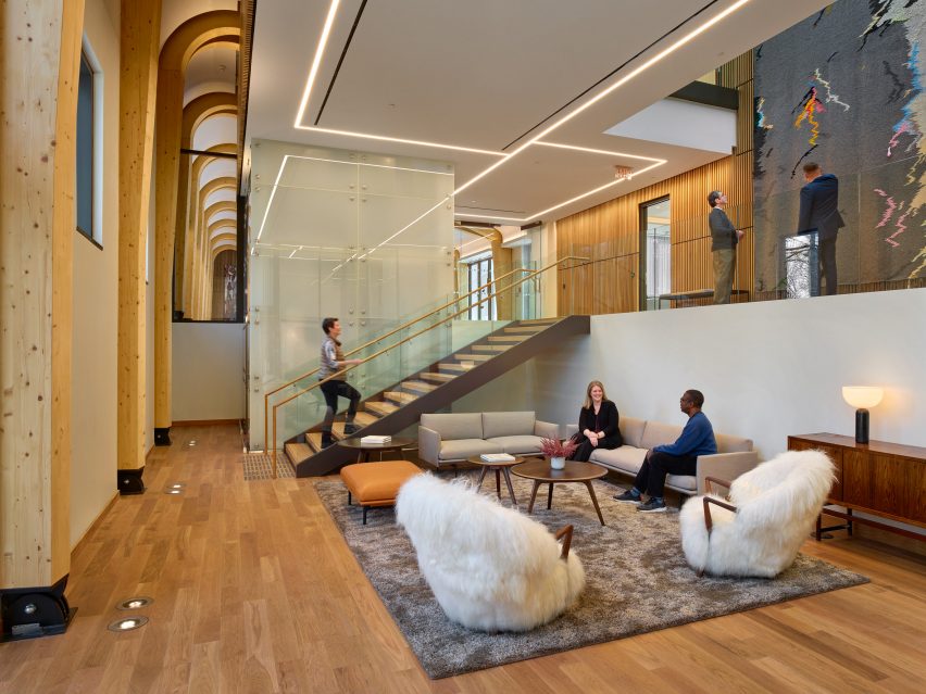 Norwegian embassy by Fentress
