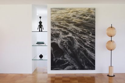 Hyper-realistic painting