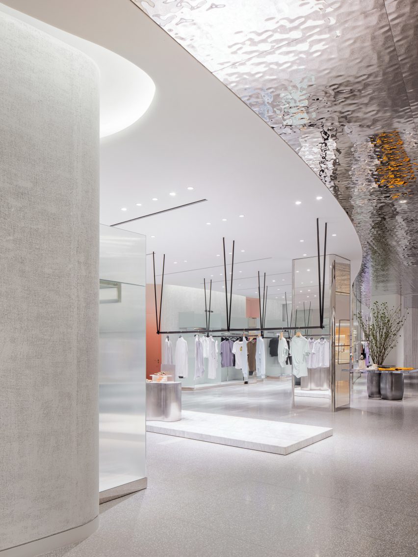 Hyundai Seoul mall by Burdifilek