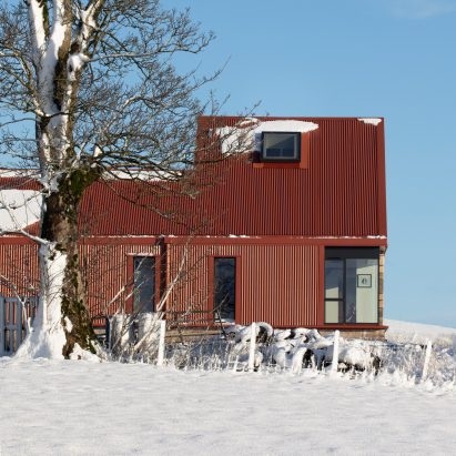 Ceangal House, Scotland, by Loader Monteith