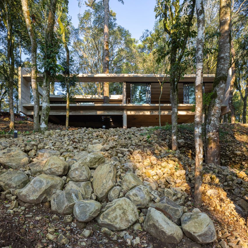 Luciano Brasso Brazilian house