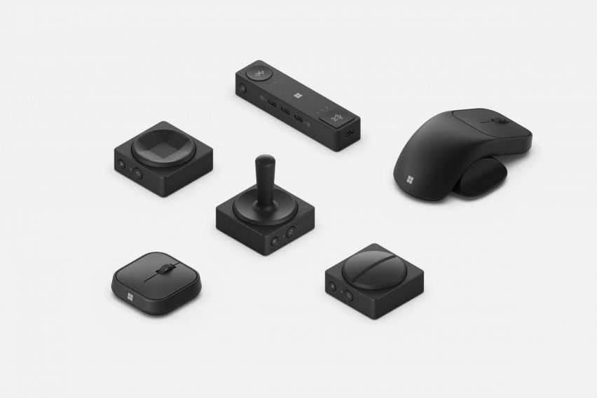 Black computer accessories