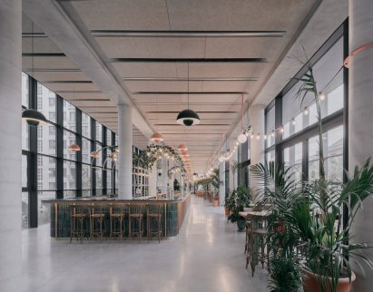 Restaurant inside Morland Mixité Capitale