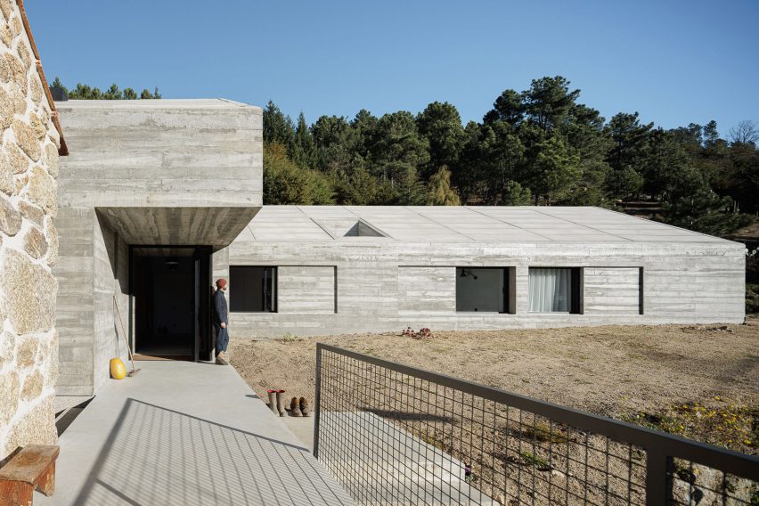 Exterior of Casa NaMora by Filipe Pina and David Bilo