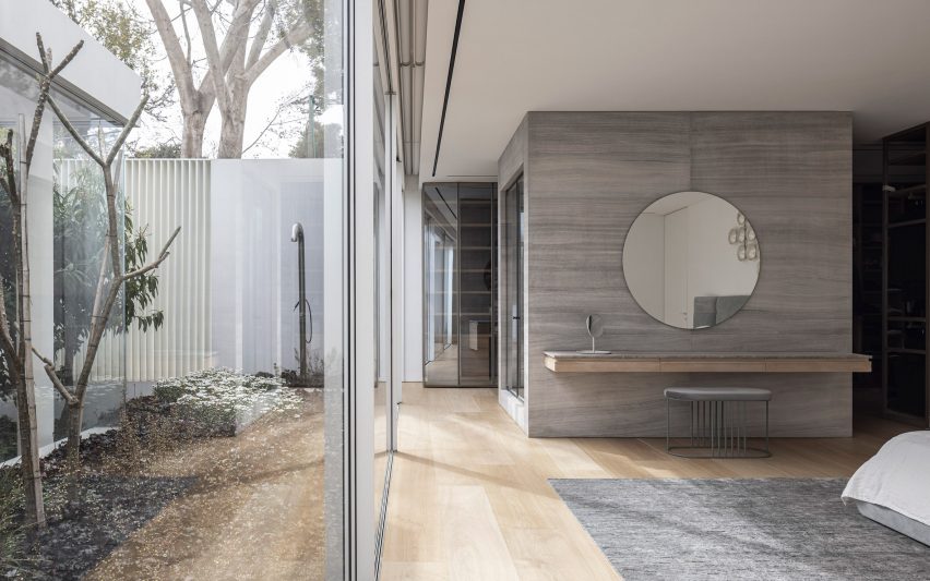 K House is a home in Tel Aviv that was designed by Pitsou Kedem