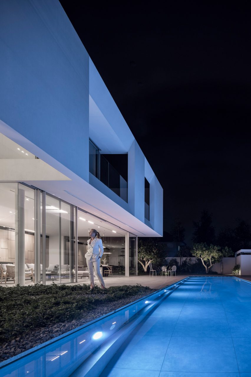 K House is a home in Tel Aviv that was designed by Pitsou Kedem