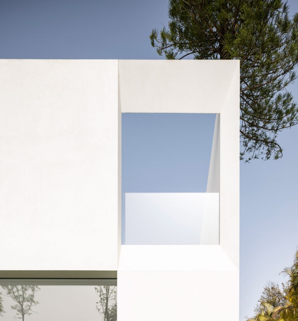 K House is a home in Tel Aviv that was designed by Pitsou Kedem